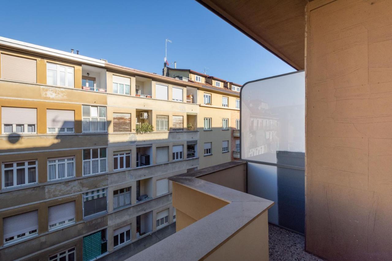 Toc-Toc Apartment A 10 Min Dall'Ospedale Maria Vittoria Turin Extérieur photo